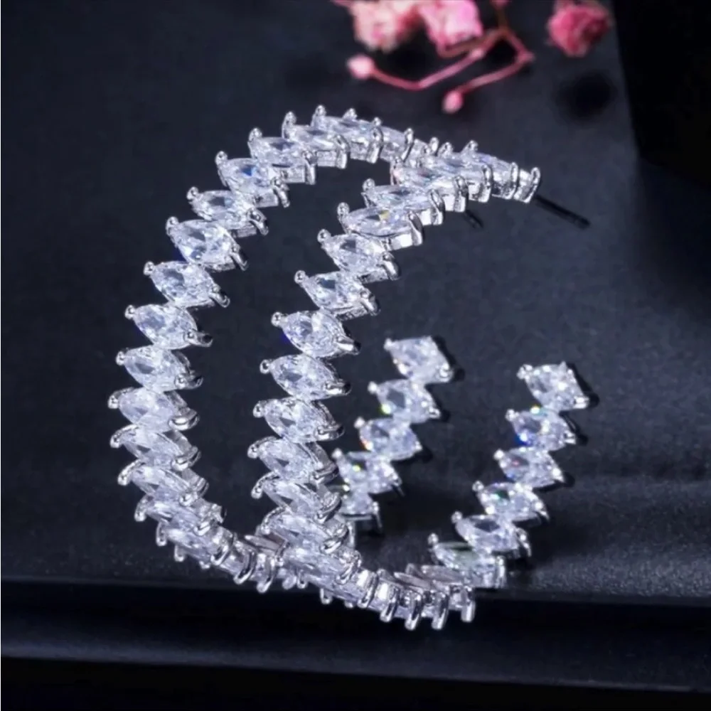 New 925 Silver Fashion Hoop Brilliant Micro Paved Marquise Zirconia Earrings - Picture 1 of 6